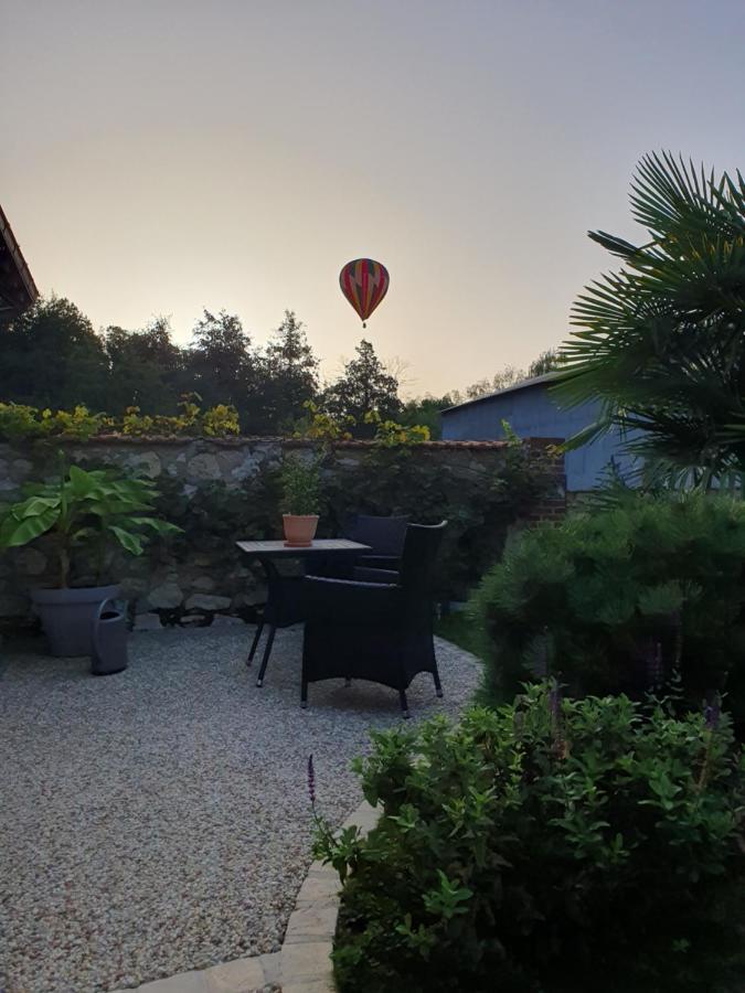 Le Coeur De La Petite Cisse Bed & Breakfast Monteaux Dış mekan fotoğraf